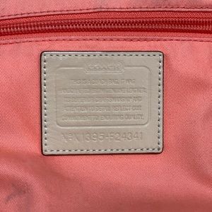 Coach tote Coral and Cream